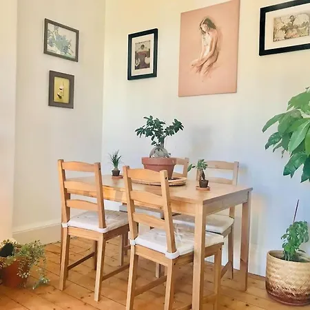 Cosy 2 Bedroom Flat In Édimbourg Extérieur photo