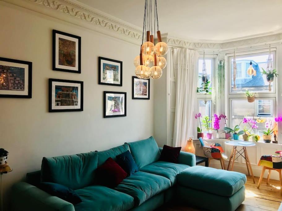 Cosy 2 Bedroom Flat In Edimburgo
